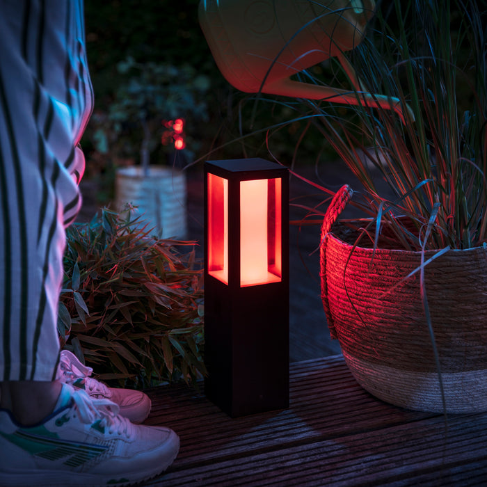 Philips Hue White and Color Ambiance Impress LED-Sockelleuchte, Schwarz pic7